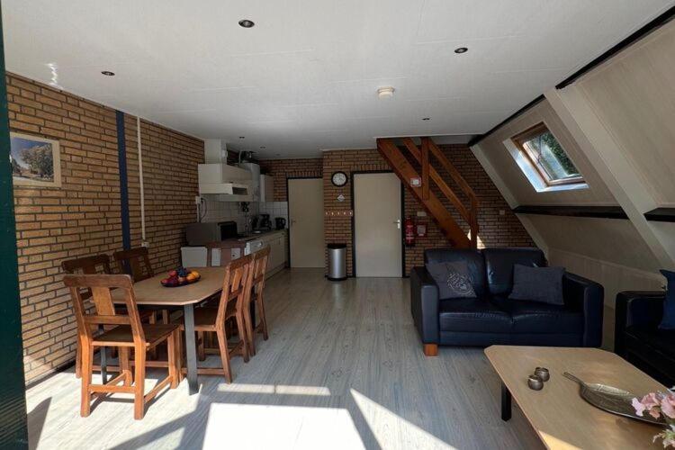 Lovely Holiday Home In Limburg Amid Lush Forest Stramproy Екстериор снимка